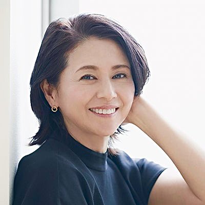 笑顔の小泉今日子